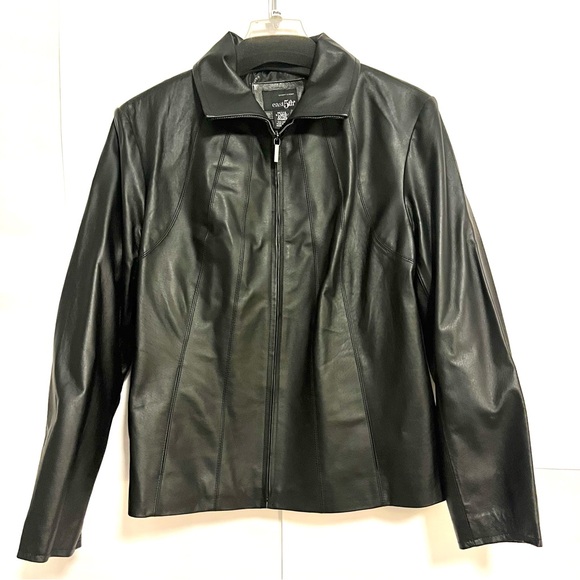 East 5th Jackets & Blazers - EAST 5TH Women’s Genuine Leather Jacket in Black - New